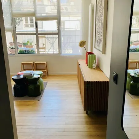 Beautiful Design And Bright Apt Montparnasse