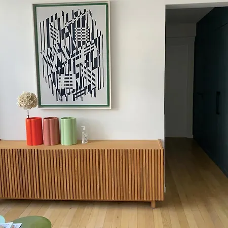 Beautiful Design And Bright Apt Montparnasse * Париж